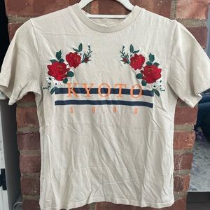 Urban Outfitters Kyoto Graphic Tee XS